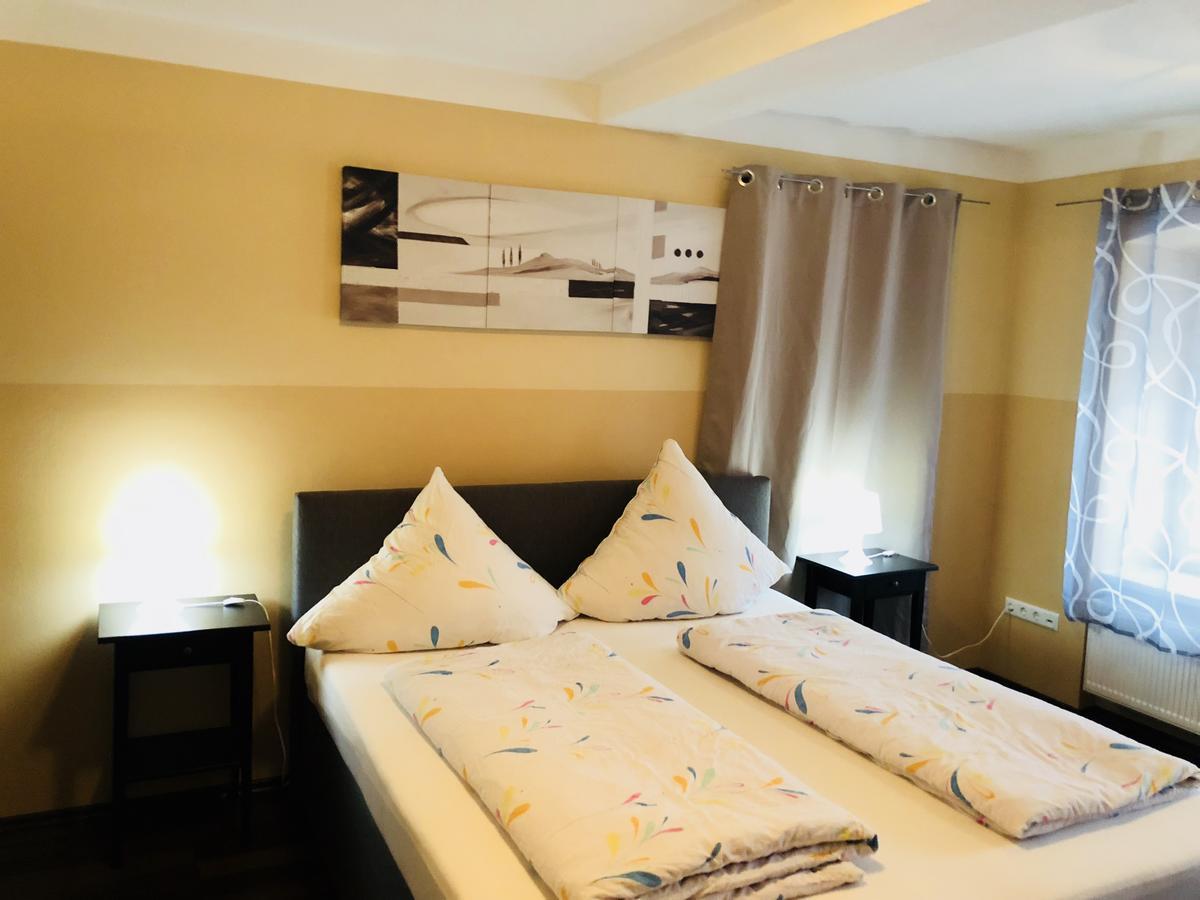 Village Hotel เลาเซนเฮาเซน ภายนอก รูปภาพ